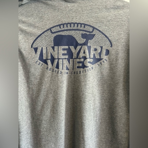 Vineyard Vines Gray Long Sleeve Hoodie Tee - Picture 5 of 5